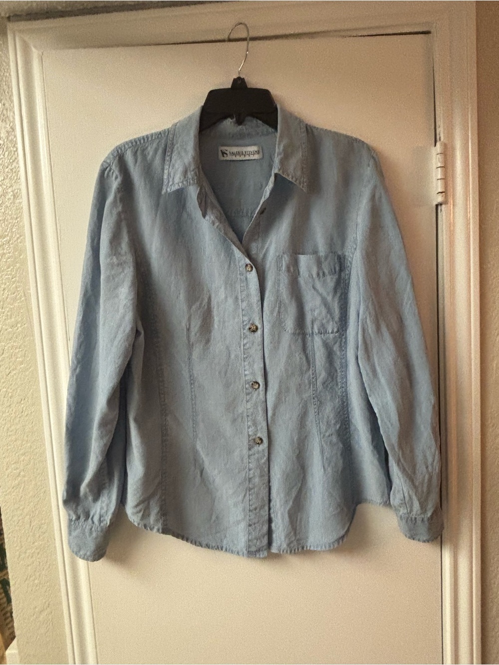 Valerie Stevens Sport Blue Women’s Button-Front Shirt Size 10 Lyoce